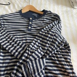 Old Navy Loon Sleeves T shirt  blue and grey stripes size L